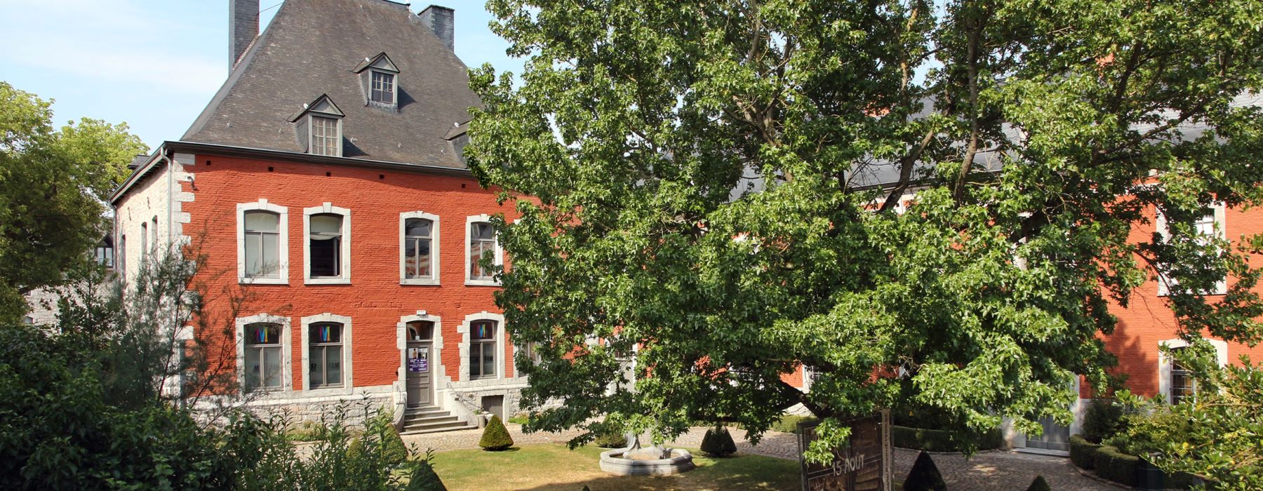 Famenne & Art Museum